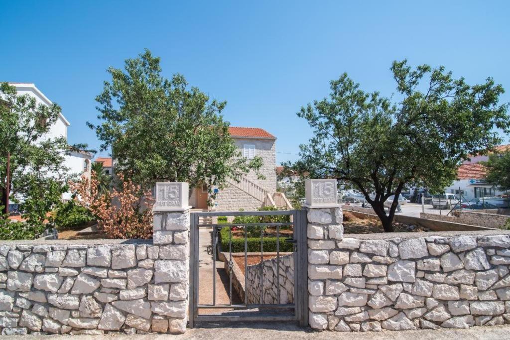 Apartments Batinic سوبيتار المظهر الخارجي الصورة